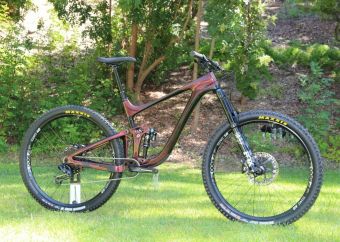 2020 GIANT Reign 29 Advanced - Carbon Mountain Bike - SRAM Eagle, FOX 36, Magura