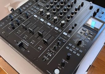 Face view New Pioneer DJ DJM-A9 4-channel DJ Mixer eu